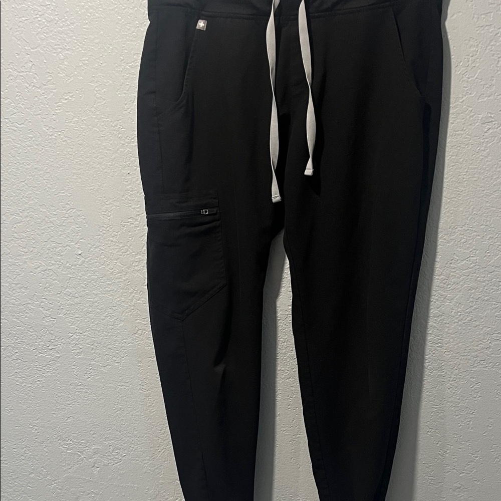 Figs Black Jogger Sweatpants with White Drawstring Sz M/P